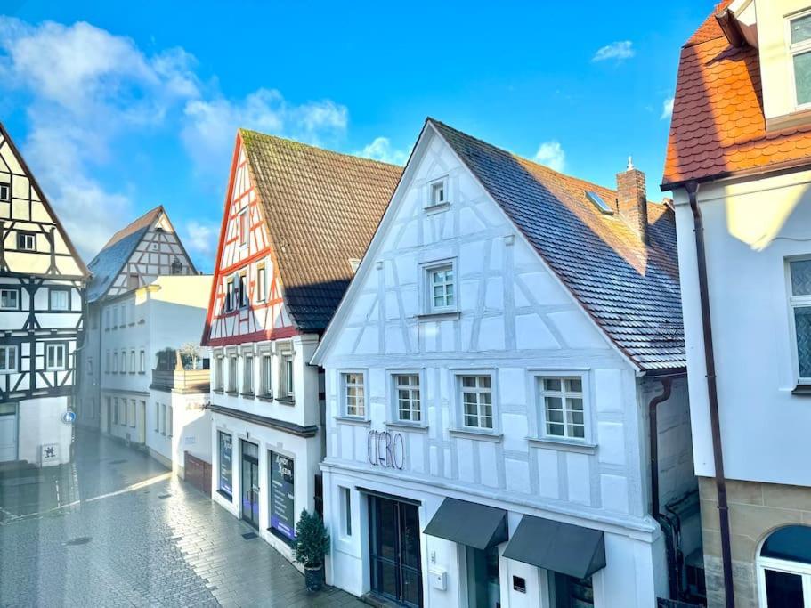 Ferienwohnung Luxurioes - Dachterrasse - Kueche Forchheim  Exterior foto